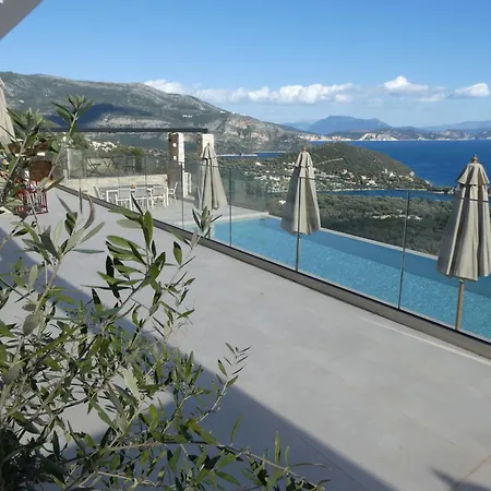 Roggi Villa
